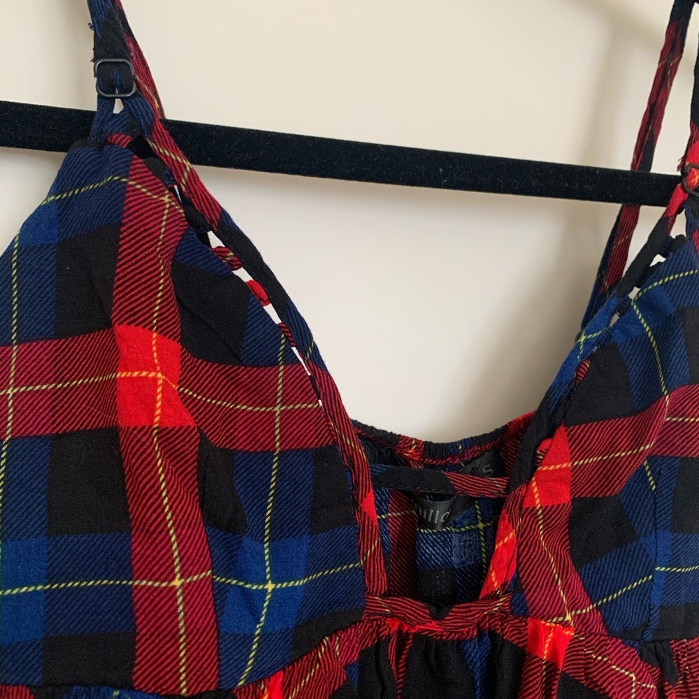 Tank - Picture 2 of 4